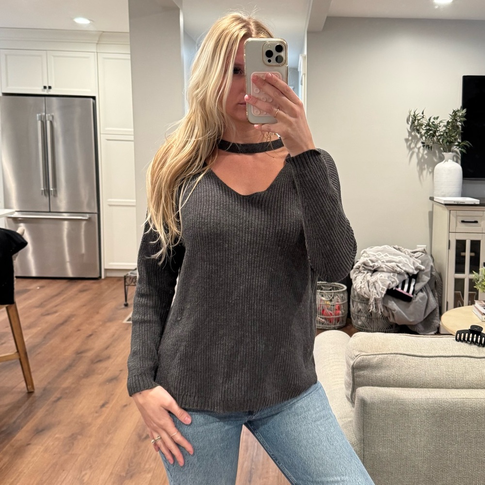 American Eagle Outfitters Deep V Sweater Medium
